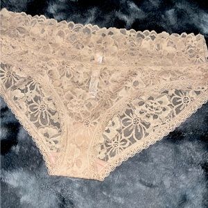 Victoria’s Secret hiphuggers.